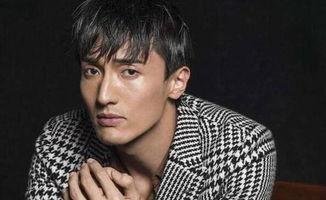 娱乐君吃瓜黄磊是谁啊图片